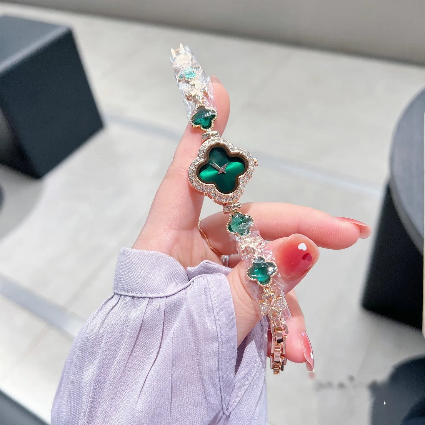 Quartz watch For Women with real agate crysta Green